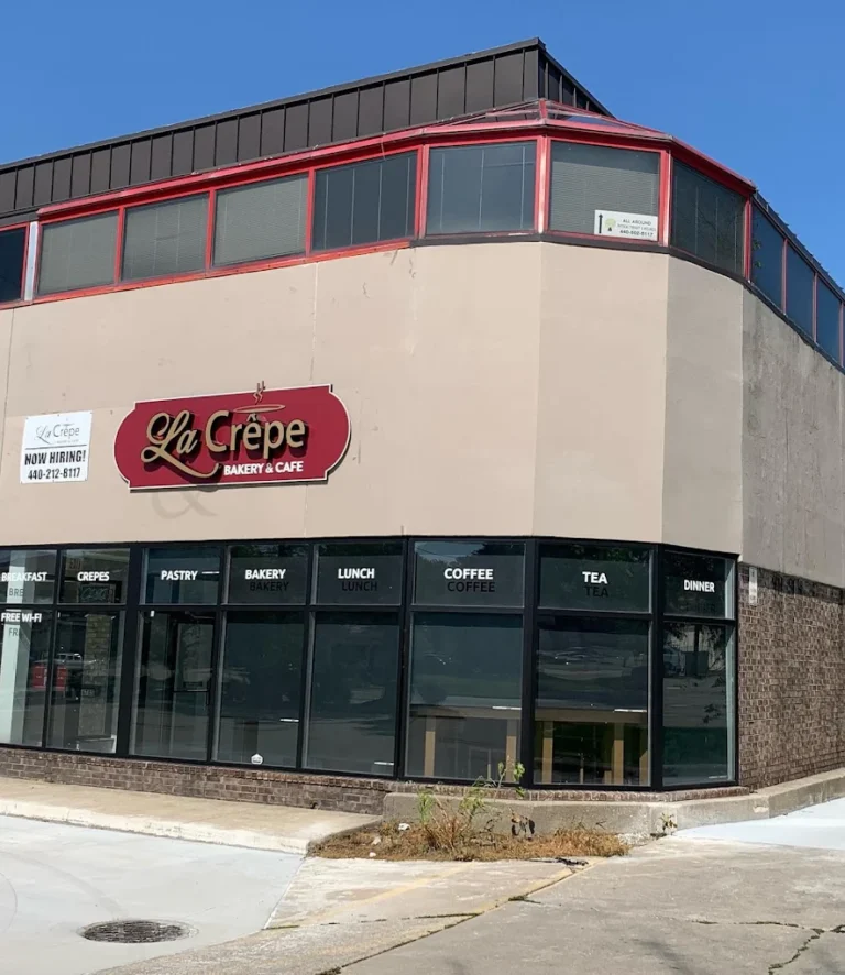 La Crepe Bakery Cafe 768x886