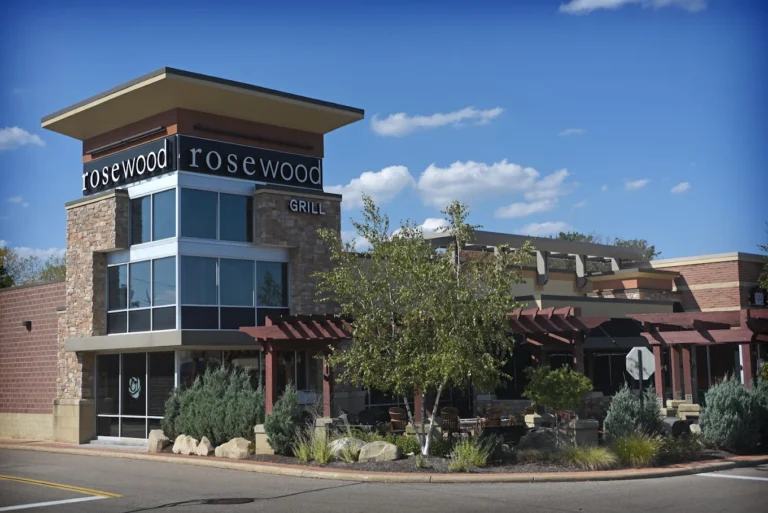 Rosewood Grill Strongsville  768x513