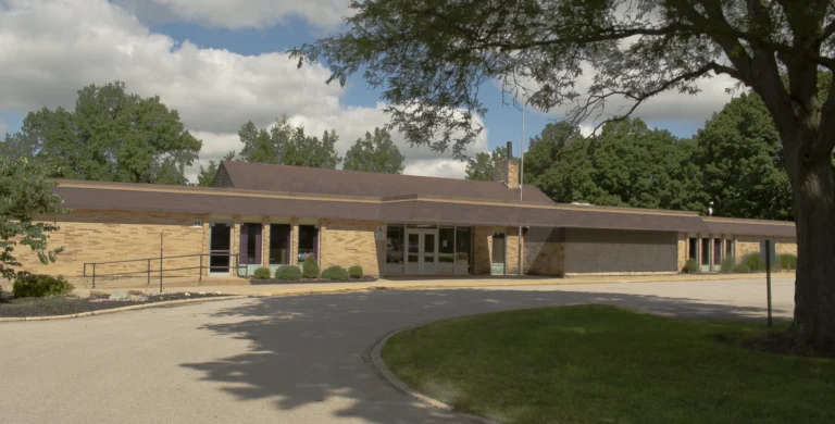 Surrarrer Elementary School  768x390